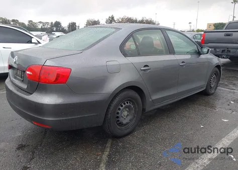 2013 Volkswagen Jetta 2.0L S from USA, damaged, VIN 3VW2K7AJ2DM285335